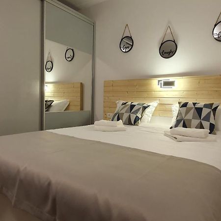 Confort Studio 1 City Center Bukares Bagian luar foto